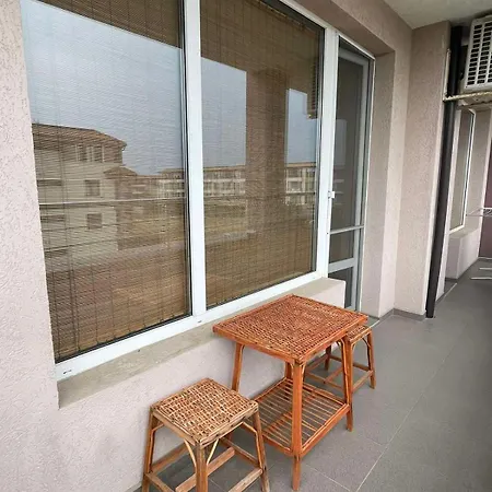 Adagio Sarafovo * Μπουργκάς